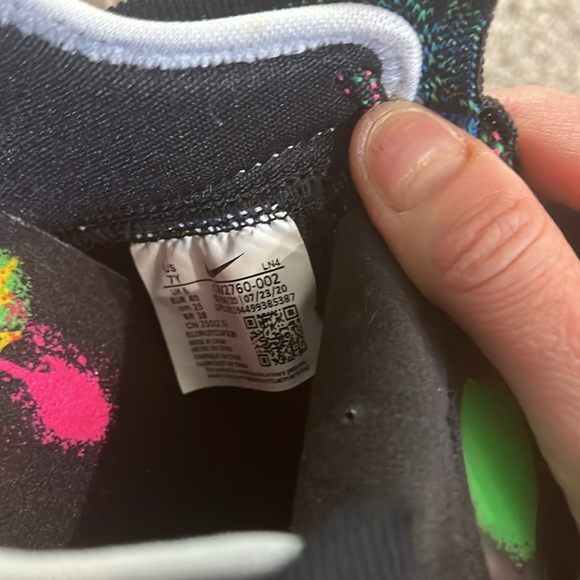 Nike LeBron James 18 Gang Black Pink Blast XVIII Multi-Color - size 7 EUC - Picture 10 of 10